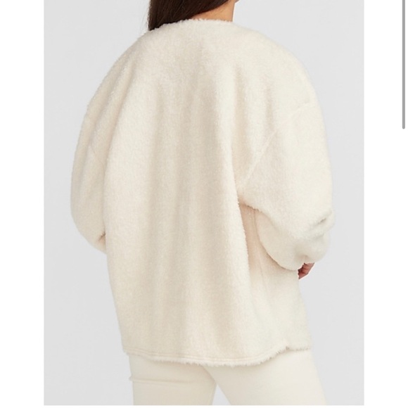 NWT EXPRESS Cozy Sherpa Flyaway Jacket- Cream Size Medium - Picture 3 of 5